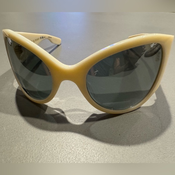 RAG and BONE sunglasses - Picture 4 of 7